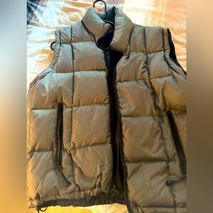 Puffer vest